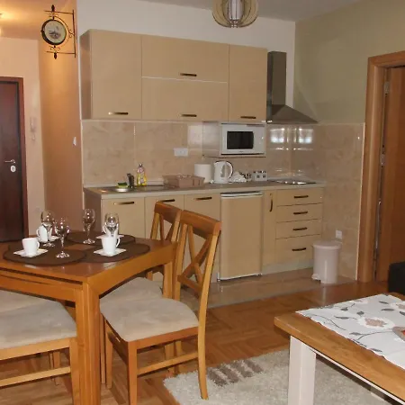 Lara,zlatibor * Zlatibor